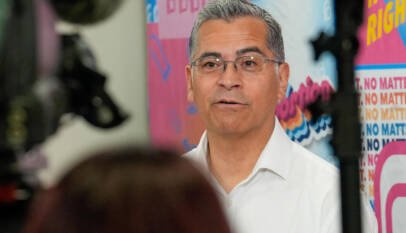 Los californianos votan en unas reñidas elecciones primarias para gobernador y congresista