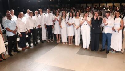 ¡Otro éxito para Los Plus! Carolina Mejía comparte su historia y visión de futuro con jóvenes de La Vega ¡Otro éxito para Los Plus! Carolina Mejía comparte su historia y visión de futuro con jóvenes de La Vega