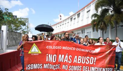 Por qué el Colegio Médico considera nuevo Código Penal puede matar pacientes antes de salvarlos