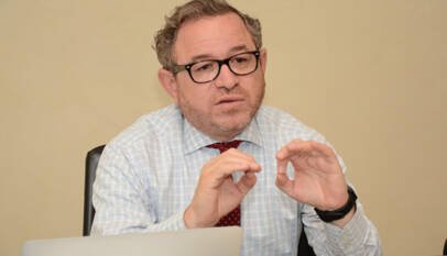 Por qué Guarocuya Félix cree que los seguros deberían pagar menos impuestos