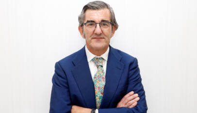 Redacción Médica cambia de manos: Juan Abarca compra Sanitaria 2000 y promete una nueva etapa Redacción Médica cambia de manos: Juan Abarca compra Sanitaria 2000 y promete una nueva etapa