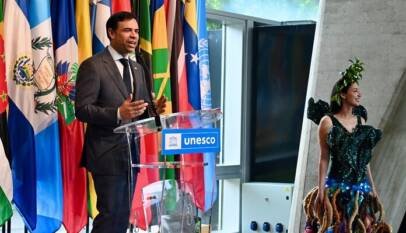 Roberto Ángel Salcedo encabeza la inauguración de la Semana de América Latina y el Caribe en la UNESCO Roberto Ángel Salcedo encabeza la inauguración de la Semana de América Latina y el Caribe en la UNESCO