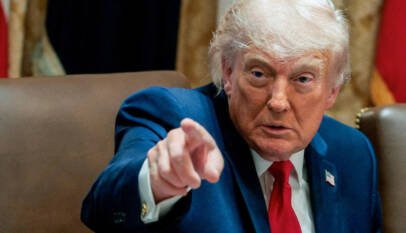 “Tendrán que pagar el precio”: Trump acusa a Irán de tardar demasiado en negociar un acuerdo