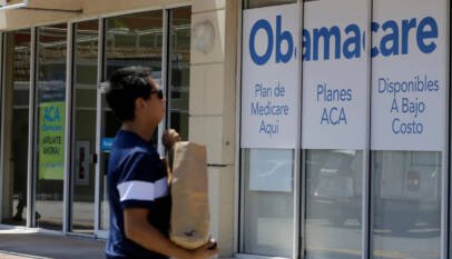 Tres millones de personas menos tienen seguro médico bajo Obamacare en EE.UU.