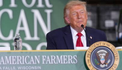 Trump termina antes de tiempo una entrevista con ‘NBC’ e insulta a la presentadora Trump termina antes de tiempo una entrevista con ‘NBC’ e insulta a la presentadora