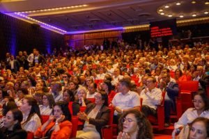 Abinader promete transformar sistema educativo dominicano Abinader promete transformar sistema educativo dominicano