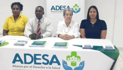 ADESA pide al Gobierno destinar el 2.9% del PIB a salud en 2027 y crear 600 nuevas UNAP