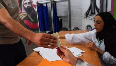 Argelia vota en unas elecciones legislativas marcadas por la inhabilitación de candidatos