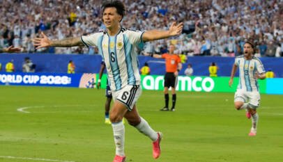 Argentina avanza a octavos de final del Mundial tras sufrir ante una aguerrida Cabo Verde Argentina avanza a octavos de final del Mundial tras sufrir ante una aguerrida Cabo Verde