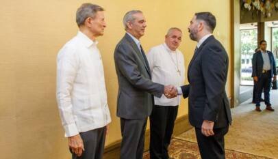 Cuerpo Diplomático acreditado en el país ofrece almuerzo en honor al presidente Abinader en el hotel El Embajador Cuerpo Diplomático acreditado en el país ofrece almuerzo en honor al presidente Abinader en el hotel El Embajador