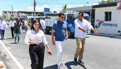 David Collado supervisa intervención playa El Faro de San Pedro Macorís.