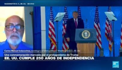¿Donald Trump convirtió el aniversario de 250 años de intependencia en un culto a su figura?
