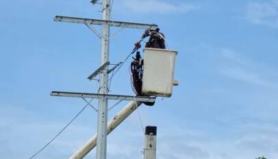 EDEESTE ejecuta trabajos de reconfiguración de red y puesta en servicio de nuevos circuitos en La Caleta EDEESTE ejecuta trabajos de reconfiguración de red y puesta en servicio de nuevos circuitos en La Caleta