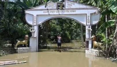 Fuertes lluvias sumergen ciudades y pueblos en India y Pakistán