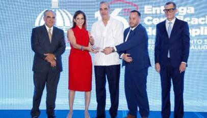 Gobierno entrega 1,087 certificaciones y reconoce a empresas por fortalecer la seguridad y salud en el trabajo