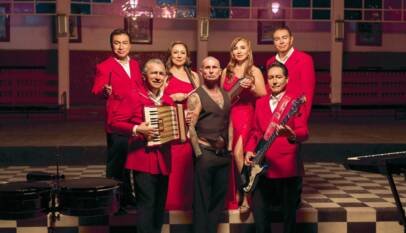 Ke Personajes celebra su primer No. 1 en Billboard No. 1 con colaboración con Los Ángeles Azules: ‘Un verdadero privilegio’