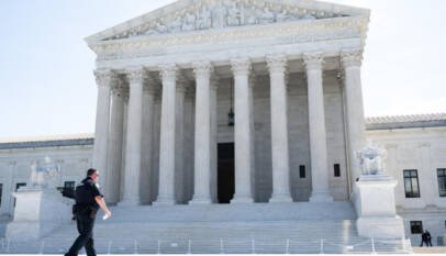 La Corte Suprema de EE.UU. abre la puerta a un fallo histórico sobre el uso de armas La Corte Suprema de EE.UU. abre la puerta a un fallo histórico sobre el uso de armas