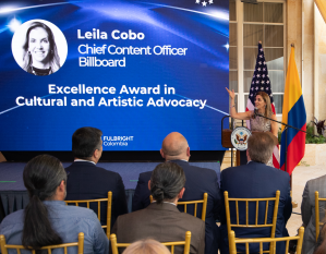 Leila Cobo recibe Premio a la Excelencia de la Comisión Fulbright Colombia 2026: ‘Su misión me define’