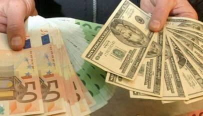 Dólar subió 20 cts. y era vendido a .70; el euro sigue a .03