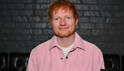 Ed Sheeran escribió, pero no canta, 2 de las 10 canciones más populares del mundo esta semana