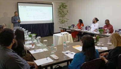 Estudio de COIN asocia atención integral con una reducción del 74 % en la mortalidad de personas con VIH Estudio de COIN asocia atención integral con una reducción del 74 % en la mortalidad de personas con VIH