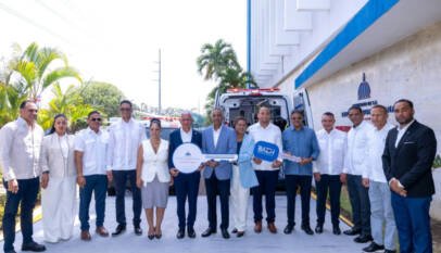 Fantino y Cevicos reciben dos ambulancias para reforzar las emergencias