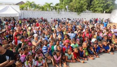 Fundación Sur Apoyarte celebra con gran éxito su entrega de mochilas y útiles escolares Fundación Sur Apoyarte celebra con gran éxito su entrega de mochilas y útiles escolares