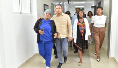 Landrón realiza visitas sorpresa a hospitales y centros de salud para supervisar servicios