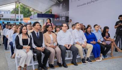 Ministerio de la Juventud presenta oficialmente “Juventud en Voz Alta”, iniciativa que busca recuperar récord Guinness de lectura