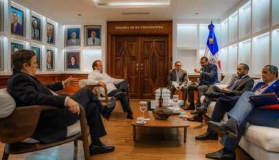 Ministro Paliza deposita en el Senado anteproyecto de nueva Ley de Alianzas Público-Privadas Ministro Paliza deposita en el Senado anteproyecto de nueva Ley de Alianzas Público-Privadas