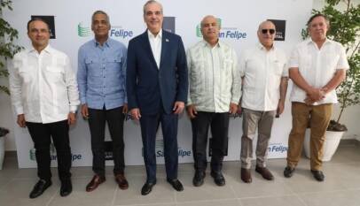 Presidente Abinader visita construcción Central Termoeléctrica Generadora San Felipe Andrés I que aportará 467 MW al sistema eléctrico