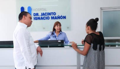 SNS dispone mejoras en el Hospital Jacinto Mañón, el número 97 de la red pública con cero deuda