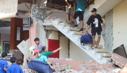 Terremoto en Indonesia: al menos 51 muertos y miles de evacuados esperan ayuda