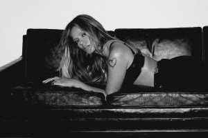 ‘Choosin’ Texas’ de Ella Langley empata récord histórico de 22 semanas en No. 1 de Hot 100 ‘Choosin’ Texas’ de Ella Langley empata récord histórico de 22 semanas en No. 1 de Hot 100