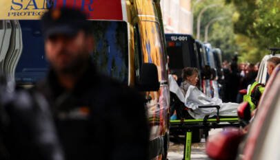 España: Maricarmen, la mujer de 87 años deshauciada, volverá a su casa tras acuerdo