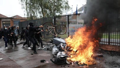 Francia: la Policía choca con los estudiantes durante bloqueos a institutos en varias ciudades