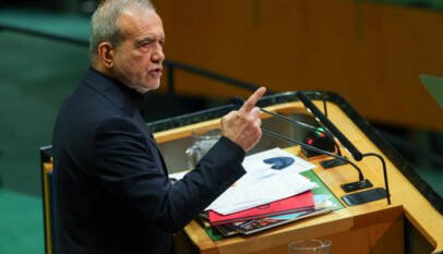 «Irán jamás bajará la cabeza»: Pezeshkian desafía a Trump y señala a EE. UU. de «terrorista» «Irán jamás bajará la cabeza»: Pezeshkian desafía a Trump y señala a EE. UU. de «terrorista»