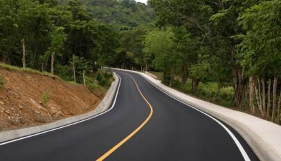 La Vice Raquel Peña asistió a la inauguración carretera El Seibo