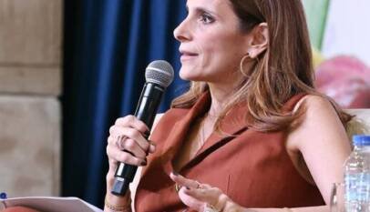 Ligia Bonetti plantea formar profesionales capaces de aprender, decidir y actuar Ligia Bonetti plantea formar profesionales capaces de aprender, decidir y actuar