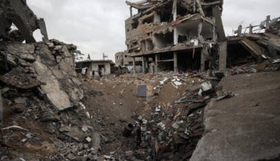 Luego de tres años de guerra, imágenes satelitales revelan la magnitud de la destrucción en Gaza Luego de tres años de guerra, imágenes satelitales revelan la magnitud de la destrucción en Gaza