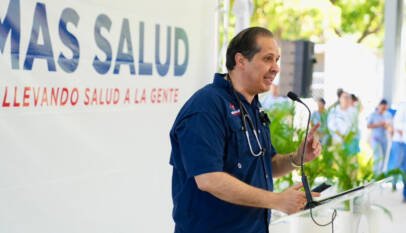 Ministerio de Salud acerca atención médica y prevención a comunitarios de Mao con servicios médicos gratuitos Ministerio de Salud acerca atención médica y prevención a comunitarios de Mao con servicios médicos gratuitos