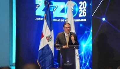 Ministro Yayo Sanz Lovatón anuncia 15 mil becas para la formación de talentos de cara a la industria 5.0
