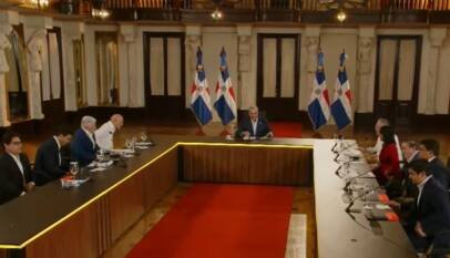 MIRA AQUI completa rueda del Presidente y otros funcionarios MIRA AQUI completa rueda del Presidente y otros funcionarios
