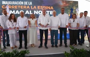 Presidente RD entrega nueva carretera en provincia Espaillat Presidente RD entrega nueva carretera en provincia Espaillat