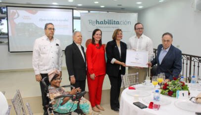 Rehabilitación arranca “Que ruede la ayuda”, la campaña benéfica del Sorteo Navideño 2026 para adquirir equipos de diagnóstico Rehabilitación arranca “Que ruede la ayuda”, la campaña benéfica del Sorteo Navideño 2026 para adquirir equipos de diagnóstico