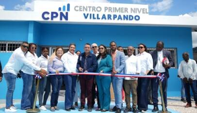 Tras 42 años de espera, director SNS entrega remozado y equipado CPN Villarpando en Azua