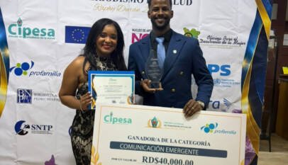 Ana Inoa y Max Figueroa ganan el primer lugar del Premio Nacional de Periodismo en Salud con el reportaje “Después de la denuncia: ¿Quién la protege?”