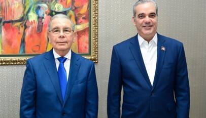 Danilo ironiza sobre Abinader por frenar su habilitación presidencial