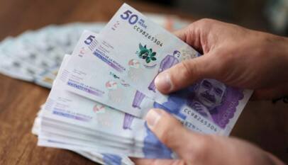El banco central de Colombia aumenta la tasa de interés para frenar la inflación