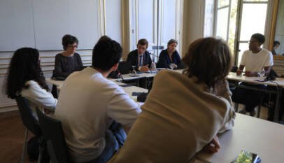 La Policía de París declara las protestas estudiantiles «fuera de control»